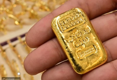 الذهب يتراجع عالميًا بفعل قوة الدولار وتصريحات ترامب