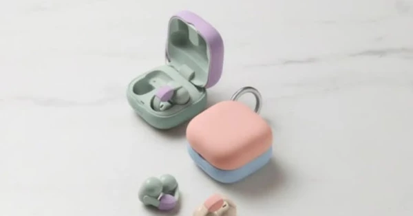 تقنيات متقدمة وتصميم غير تقليدي في سماعات سوني الجديدة 