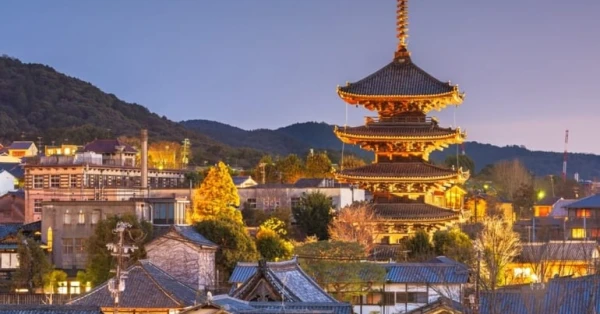 كيوتو اليابانية: بوابة إلى التقاليد بين الهدوء والجمال الخفي 