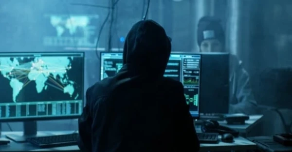 انتحال صفة الجهات الأمنية: تهديد جديد لخصوصية المستخدمين 