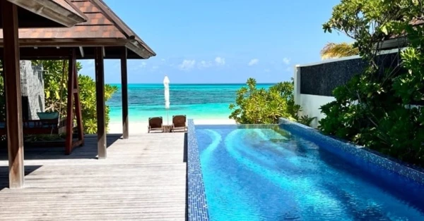 وليمة للحواس: تجربتي في كانيفوشي مع أتموسفير المالديف 