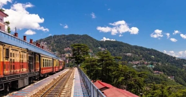 القطار الثقافي بين مدن الهند التاريخية 