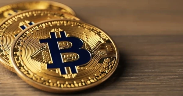 سوق الكريبتو يتعرض لصدمة.. البيتكوين تحت 79 ألف دولار 