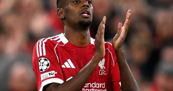 خطأ الـ 125 مليون.. هل تسرعت إدارة ليفربول في ضم إيزاك على حساب الدفاع؟ 