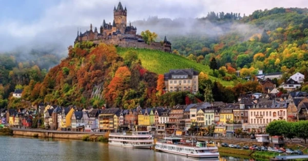 الاقتصاد الألماني يواصل النمو الضعيف وسط تحديات مستمرة 