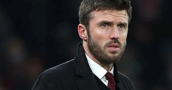 مايكل كاريك يتولى قيادة مانشستر يونايتد مؤقتًا حتى نهاية الموسم 