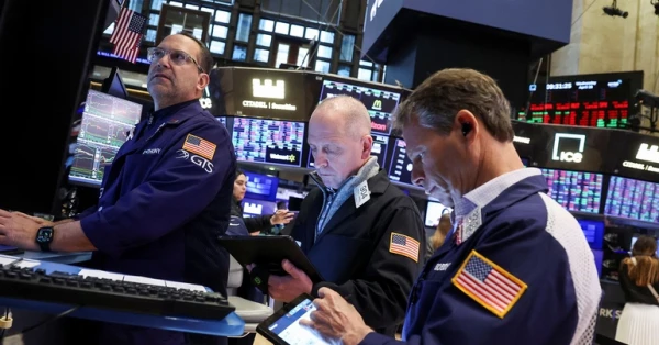 هبوط الأسهم العالمية مع تهديد ترامب برسوم جمركية على أوروبا 