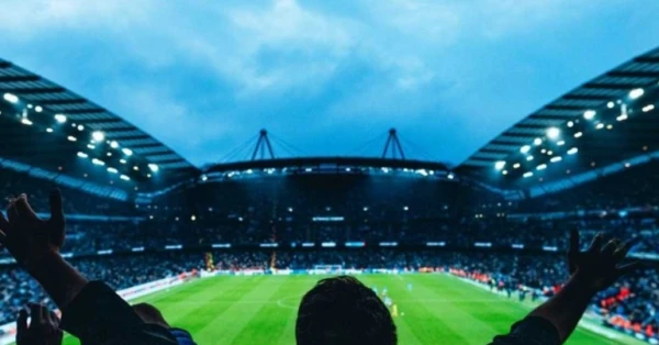 مانشستر سيتي يسجل ثالث أعلى إيراد في تاريخه رغم موسم بلا ألقاب 