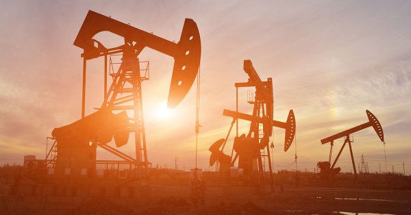 ارتفاع العقود الآجلة لخام برنت 0.4 بالمئة 