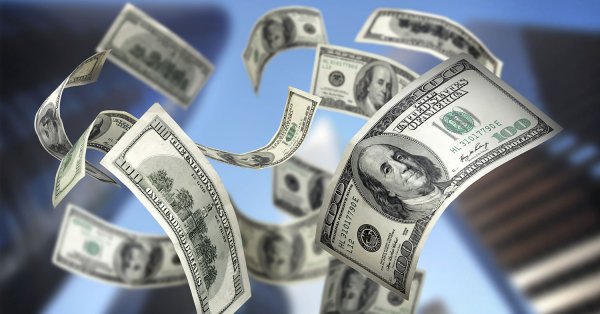 تشاؤم تجاه الدولار بين متداولي الخيارات مع استمرار بيع الأصول الأميركية 