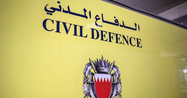 الدفاع المدني يخلي احترازيا مبنى متعدد الطوابق في الواجهة البحرية ويباشر عمليات إخماد حريق اندلع في أحد الطوابق #عاجل 