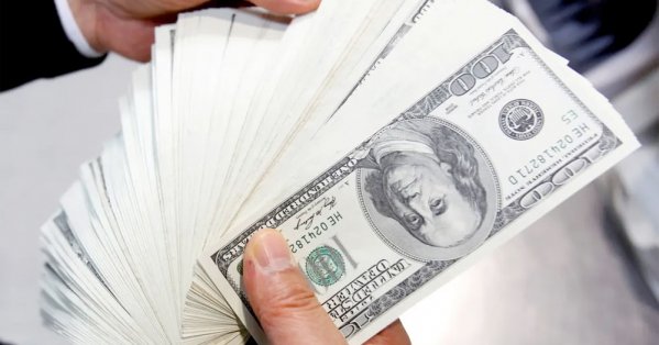 هل انتهاء خفض الفائدة سيدفع العالم نحو أزمة دين؟ 