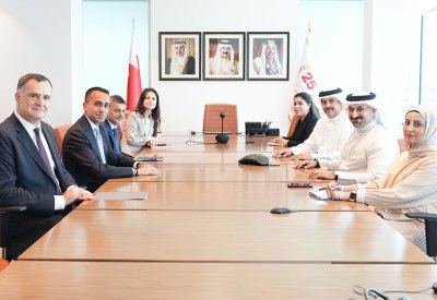 وزير الصناعة والتجارة يلتقي بالممثل الخاص للاتحاد الأوروبي لمنطقة الخليج