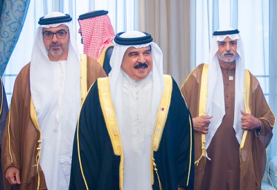 سمو الشيخ حامد بن زايد آل نهيان ووزير التسامح والتعايش الإماراتي يهنئان جلالة الملك المعظم