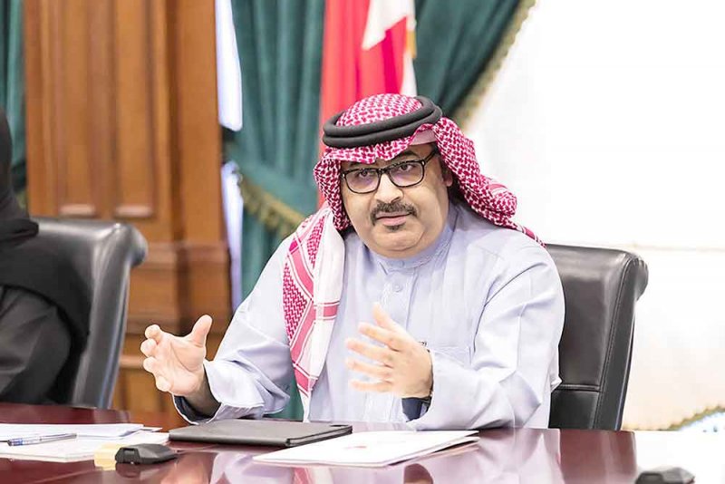 أنتظر اتصالا يبشرني بقبولي كمعلمة بعد انتظار 18 عاما