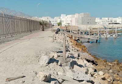 عمق المياه وارتفاع الموج يفرملان "تأهيل سواحل الحد"