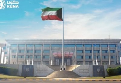 وزير الداخلية الكويتي يكشف أسباب سحب الجنسية
