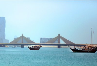 الطقس معتدل مع فرصة لتساقط أمطار متفرقة