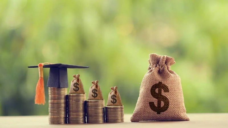 بعد 5 سنوات من التخرج.. هذه أسوأ 10 تخصصات جامعية أجراً!