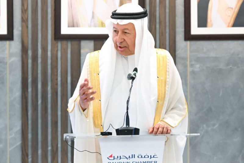 الشعلة: الكتاب عمل توثيقي يرصد تطورات الاقتصاد البحريني والخليجي