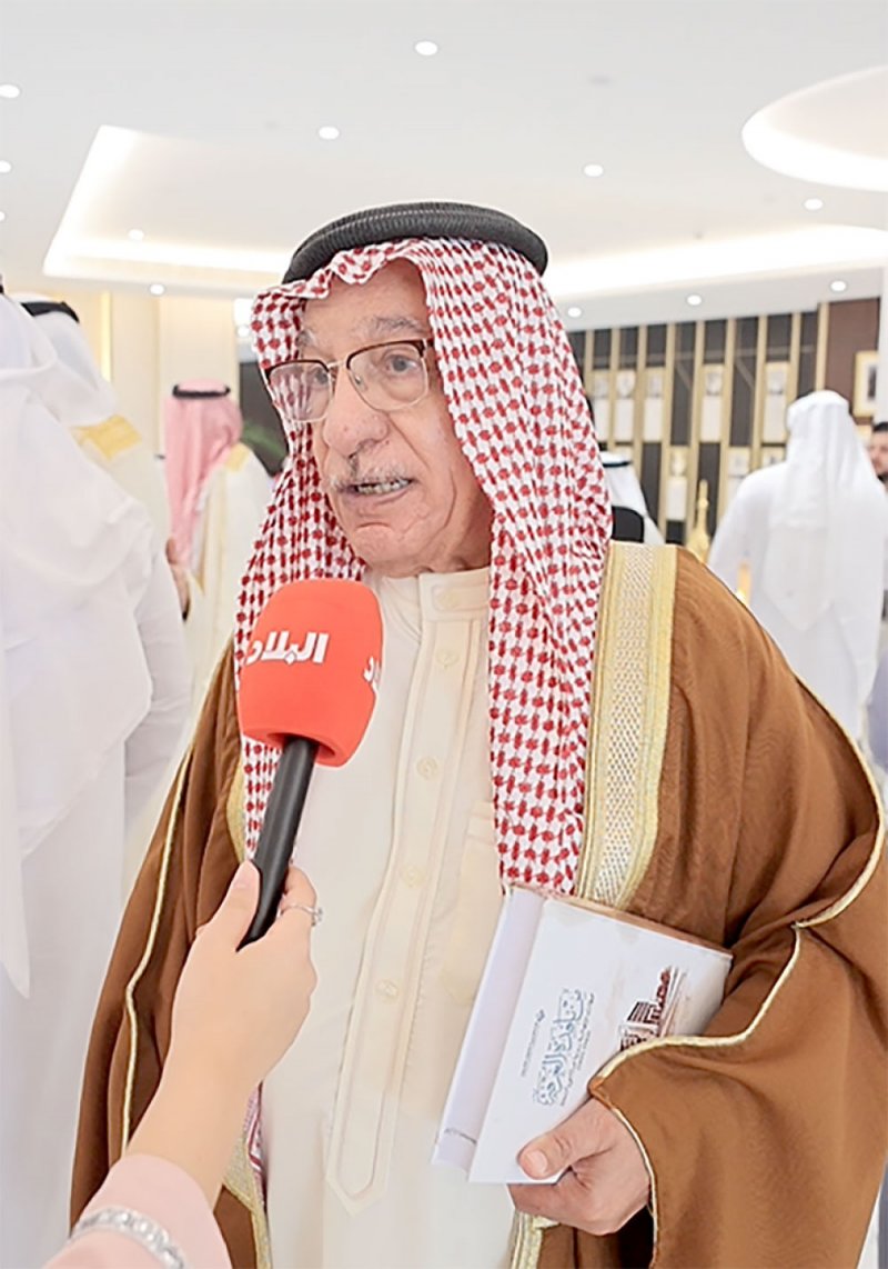 الحواج: “من نافذة الغرفة” توثيق صادق لمسيرة أحد رجال البحرين الأوفياء