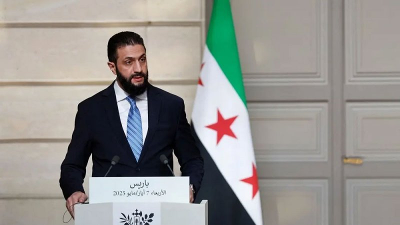 البيت الأبيض: ترامب التقى الرئيس السوري في الرياض