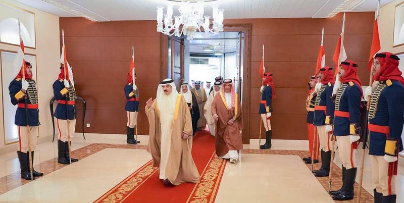 جلالة الملك المعظم يعود إلى أرض الوطن بعد زيارة لكل من السعودية والمملكة المتحدة والإمارات