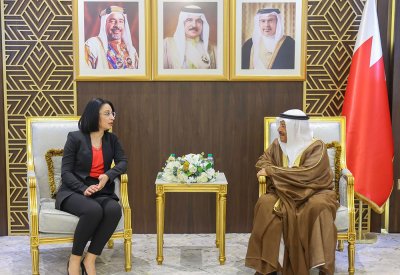 رئيس مجلس الشورى يستقبل القائم بأعمال سفارة الجمهورية التونسية لدى مملكة البحرين بمناسبة انتهاء فترة عملها الدبلوماسي بالمملكة