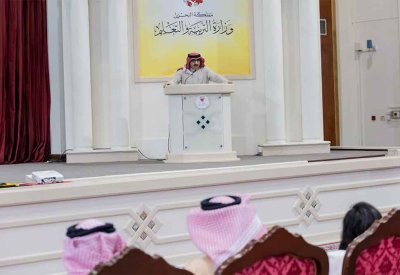 وزير "التربية" يكرم 27 مدرسة و86 معلماً لتفوقهم في دراسة "TIMSS" لعام 2023