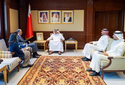 وزير الخارجية يستقبل سفير الولايات المتحدة الأميركية لدى البحرين