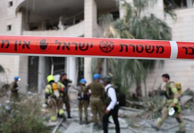 إيران تدعو سكان تل أبيب للمغادرة بعد تحذير إسرائيلي لطهران
