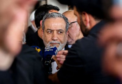 قبل "السيناريو الأسوأ".. عرض أوروبي شامل إلى إيران من 3 بنود