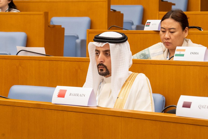 تعزيز المسؤولية الفردية تمثل السبيل لتحقيق السلام والتعايش في العالم