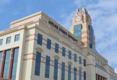 جامعة العلوم التطبيقية تتصدر في تصنيفات كيو إس العالمية بظهورها الجامعة الأعلى تصنيفاً في البحرين وضمن أفضل 20 جامعة خليجية