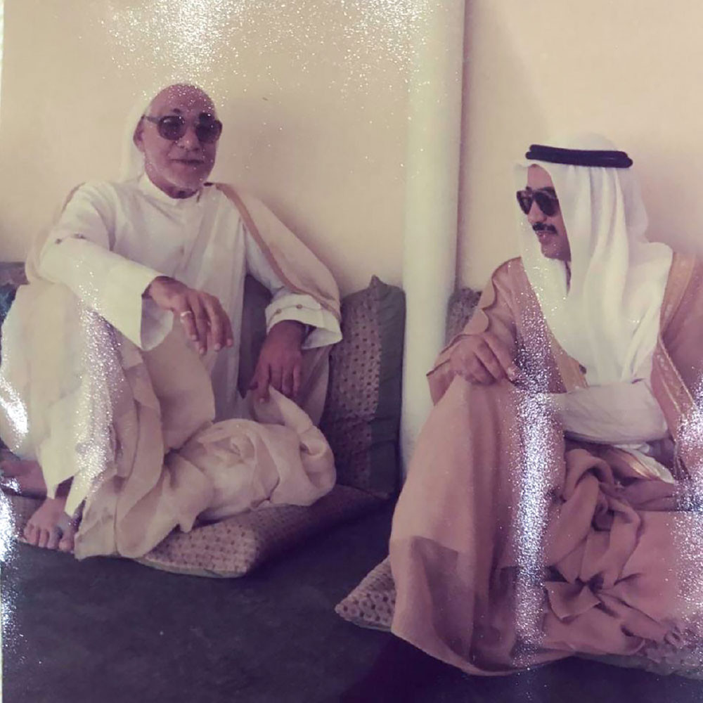 مع الشيخ خالد بن عبدالله آل خليفة