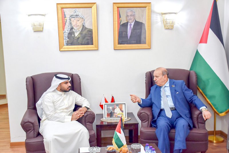 السفير الفلسطيني لـ “البلاد”: البحرين نموذج إنساني نادر.. وسأغادرها وقلبي يحن إليها