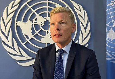 المبعوث الأممي يصل عدن ويدعو لإنهاء الجمود السياسي في اليمن