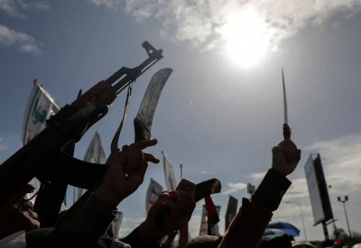 الجيش الإسرائيلي: اعتراض صاروخ حوثي أطلق من اليمن