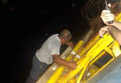إنقاذ 6 من طاقم سفينة البحر الأحمر الغارقة قبالة اليمن