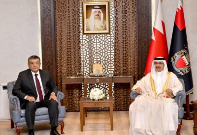 وزير الداخلية يبحث برامج التعاون الأمني مع سفير أوزبكستان لدى البحرين