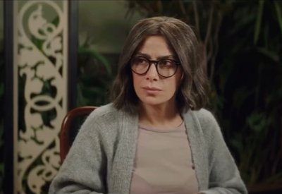 صبا مبارك تتحول من الرومانسية الناعمة لاتهامات بالخيانة