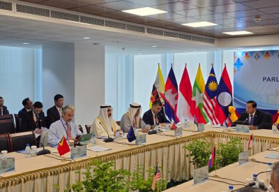 البحرين تجدد تأكيدها على أهمية الحوار كخيار استراتيجي لتحقيق السلام الشامل والعادل في المنطقة والعالم