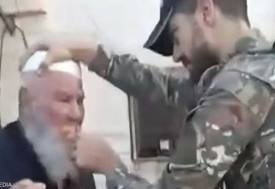 مقاطع فيديو ترصد مجزرة و"قص شوارب".. ماذا يحدث في السويداء؟