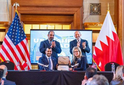 طيران الخليج توقع اتفاقية بقيمة 4.6 مليار دولار أميركي مع شركة بوينج لطلب 18 طائرة من طراز 787 دريملاينر