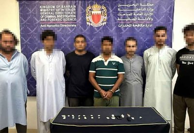 القبض على عدد من الأشخاص لمحاولتهم تهريب وحيازة حوالي 14 كيلو جرام مواد مُخدرة تقدر بأكثر من 24000 دينار