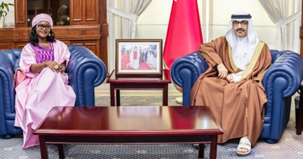 وزير التربية والتعليم يستقبل وزيرة التعليم الفني والعالي بجمهورية سيراليون