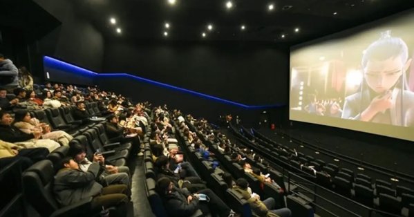 ارتفاع قياسي لإيرادات السينما الصينية خلال 2025 