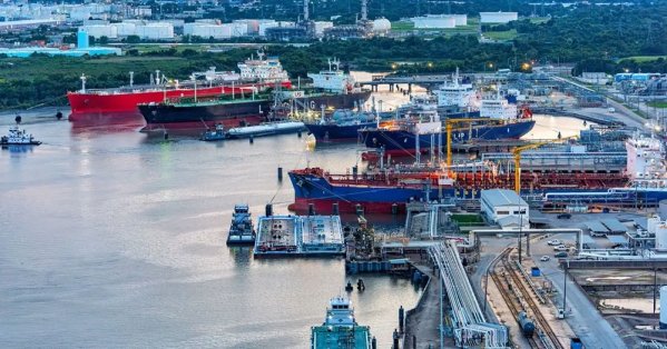 مطالب بعدم تطبيق الضوابط الأوروبية الجديدة على صادرات الغاز الأميركي 