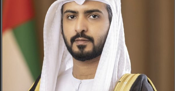 سفير دولة الإمارات العربية المتحدة لدى مملكة البحرين يهنئ بمناسبة احتفال مملكة البحرين بأعيادها الوطنية 