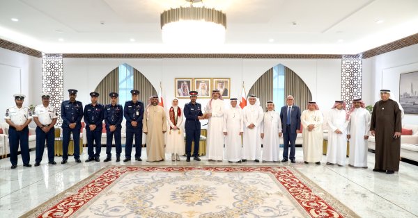 الأمانتان العامتان لـ "الشورى" و"النواب" تحتفيان برجال أمن وحرس المجلسين عرفانًا وتقديرًا لجهودهم الجليلة 